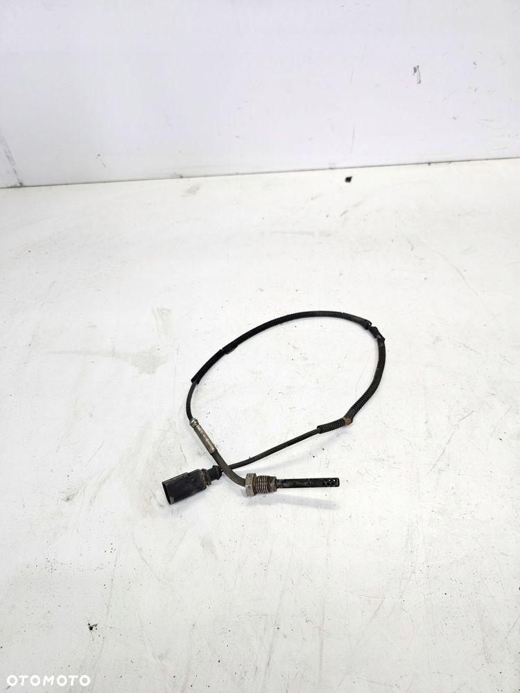 CZUJNIK TEMPERATURY SPALIN AUDI VW 059906088H - 1