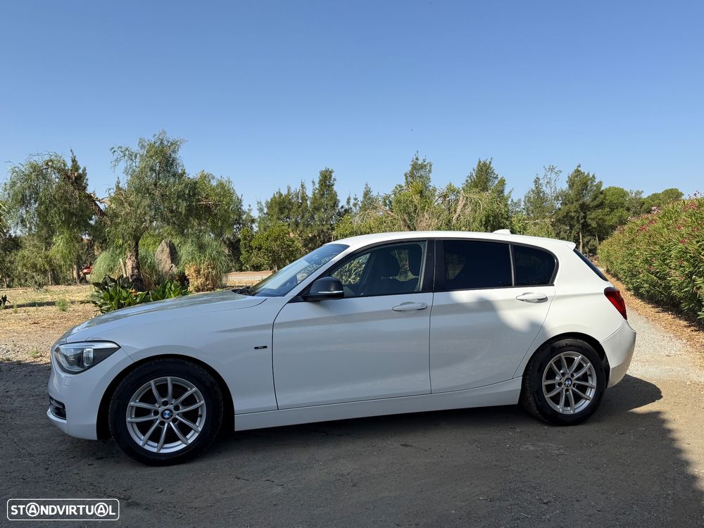 BMW 116 d EfficientDynamics Edition Sport Line - 2
