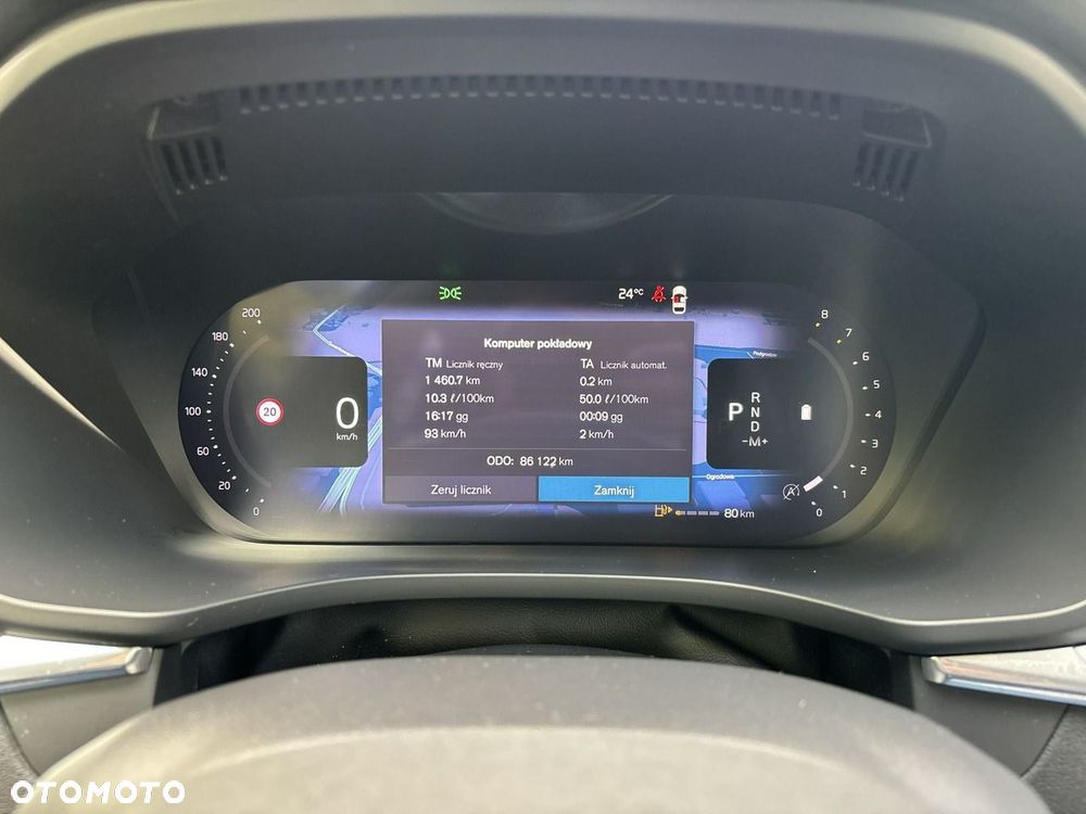 Volvo XC 60 B5 B AWD Momentum Pro - 23