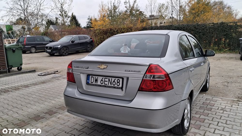 Chevrolet Aveo 1.4 16V LT - 4