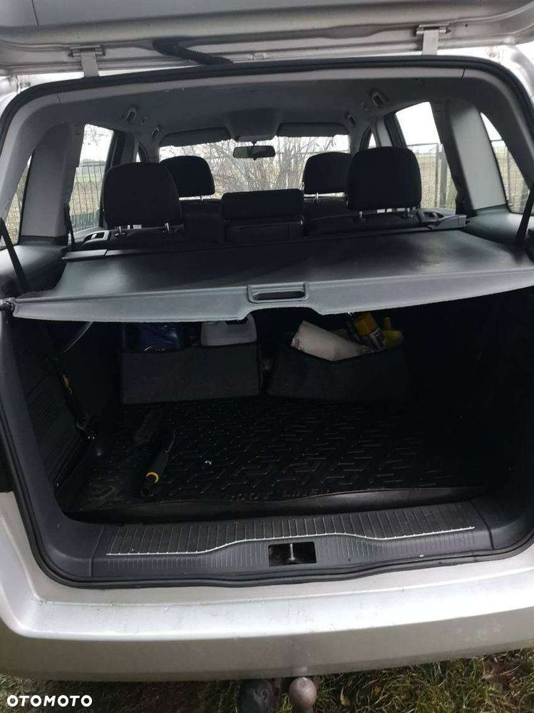 Opel Zafira 1.6 - 10