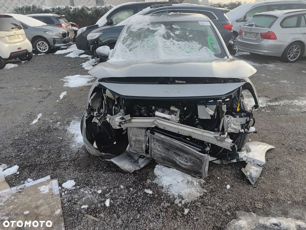 Peugeot 208 PureTech 130 EAT8 Allure Pack - 13