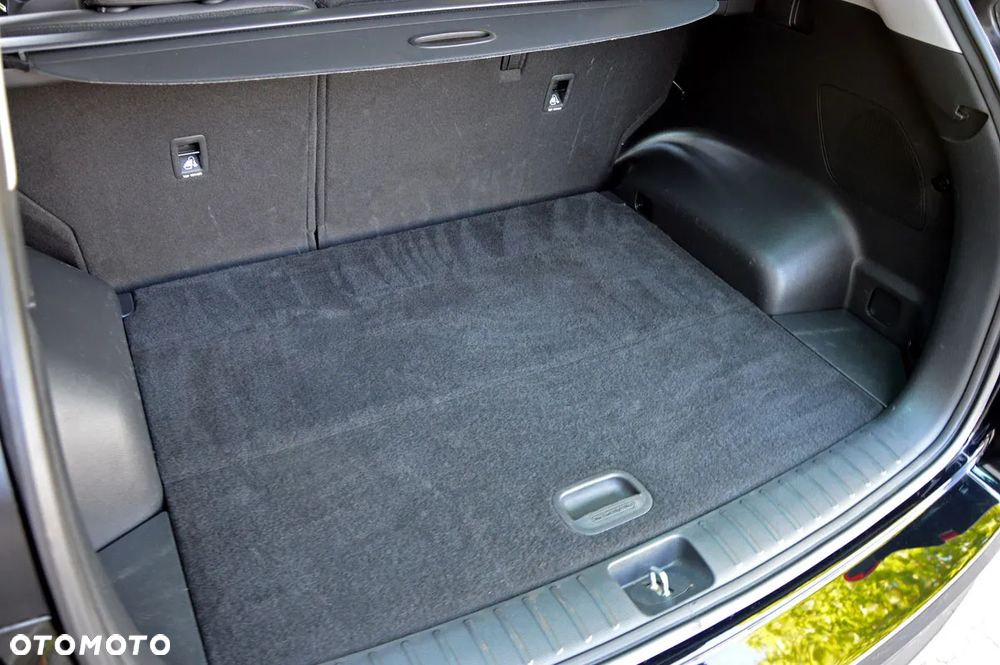 Hyundai Tucson 2.0 CRDI Premium 4WD - 28