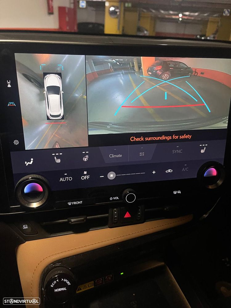 Lexus NX 450h+ Executive Plus - 11