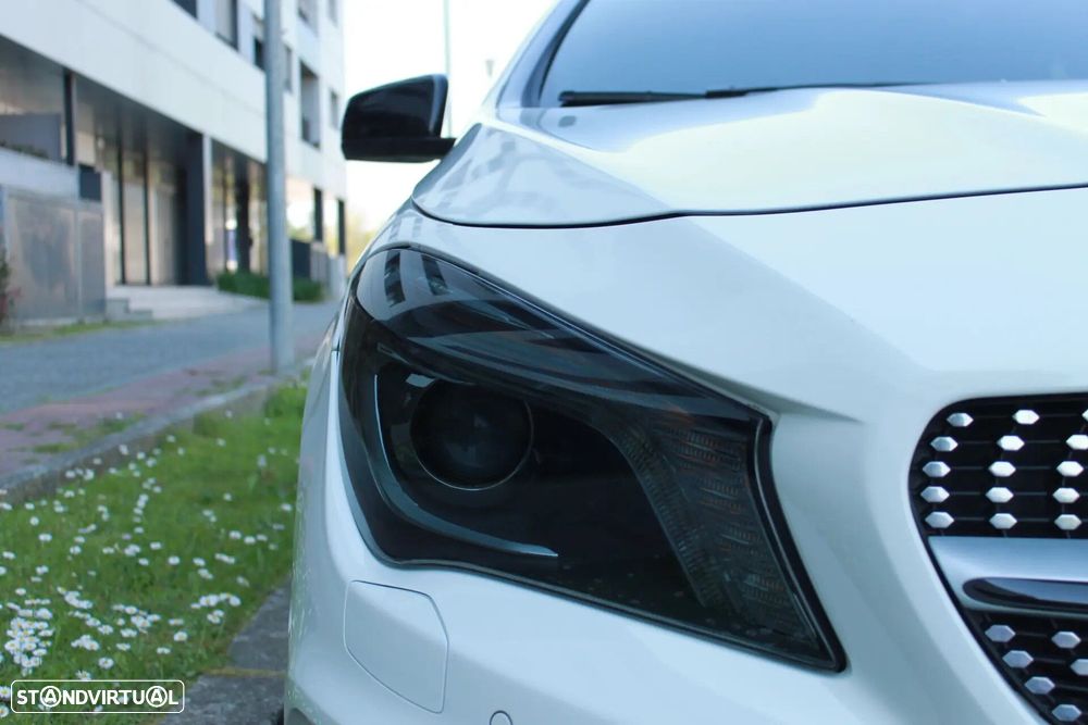 Mercedes-Benz CLA 200 d Shooting Brake AMG Line - 15
