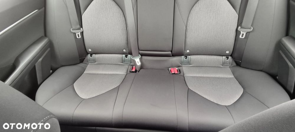 Toyota Camry 2.5 Hybrid Comfort CVT - 11