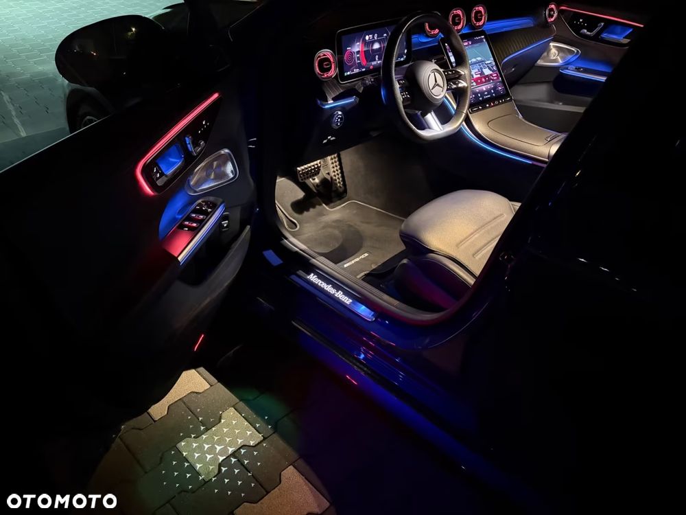 Mercedes-Benz Klasa C 300 d mHEV 4-Matic AMG - 13