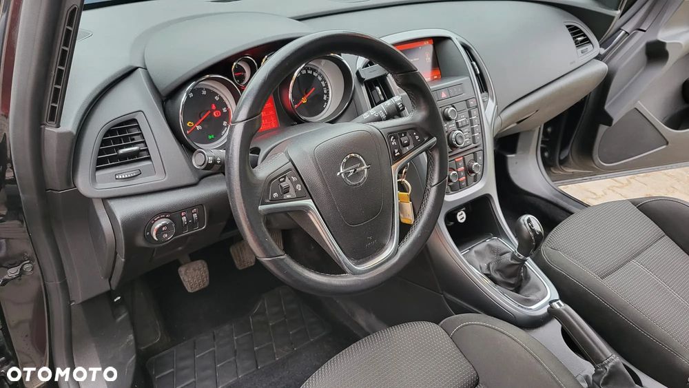 Opel Astra - 12