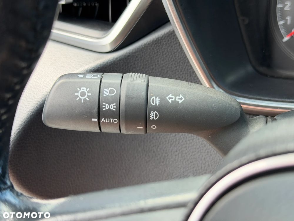 Toyota Corolla 1.5 Comfort - 16