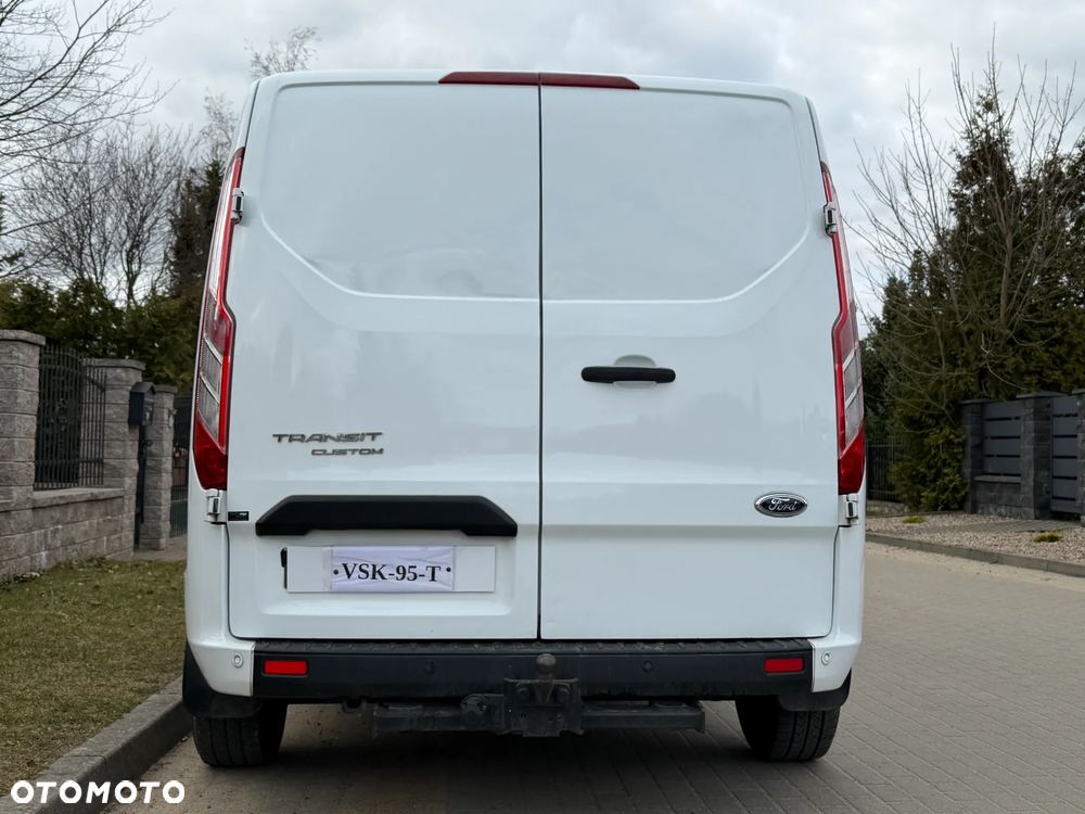Ford CUSTOM DŁUGI 6 OSÓB - 26
