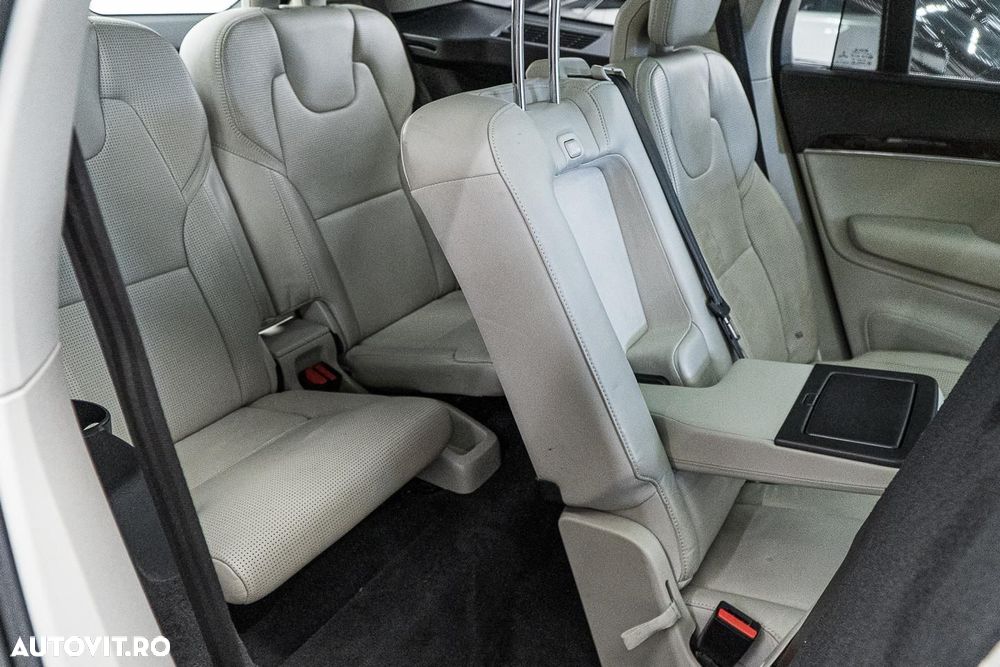 Volvo XC 90 Recharge T8 eAWD Inscription - 9