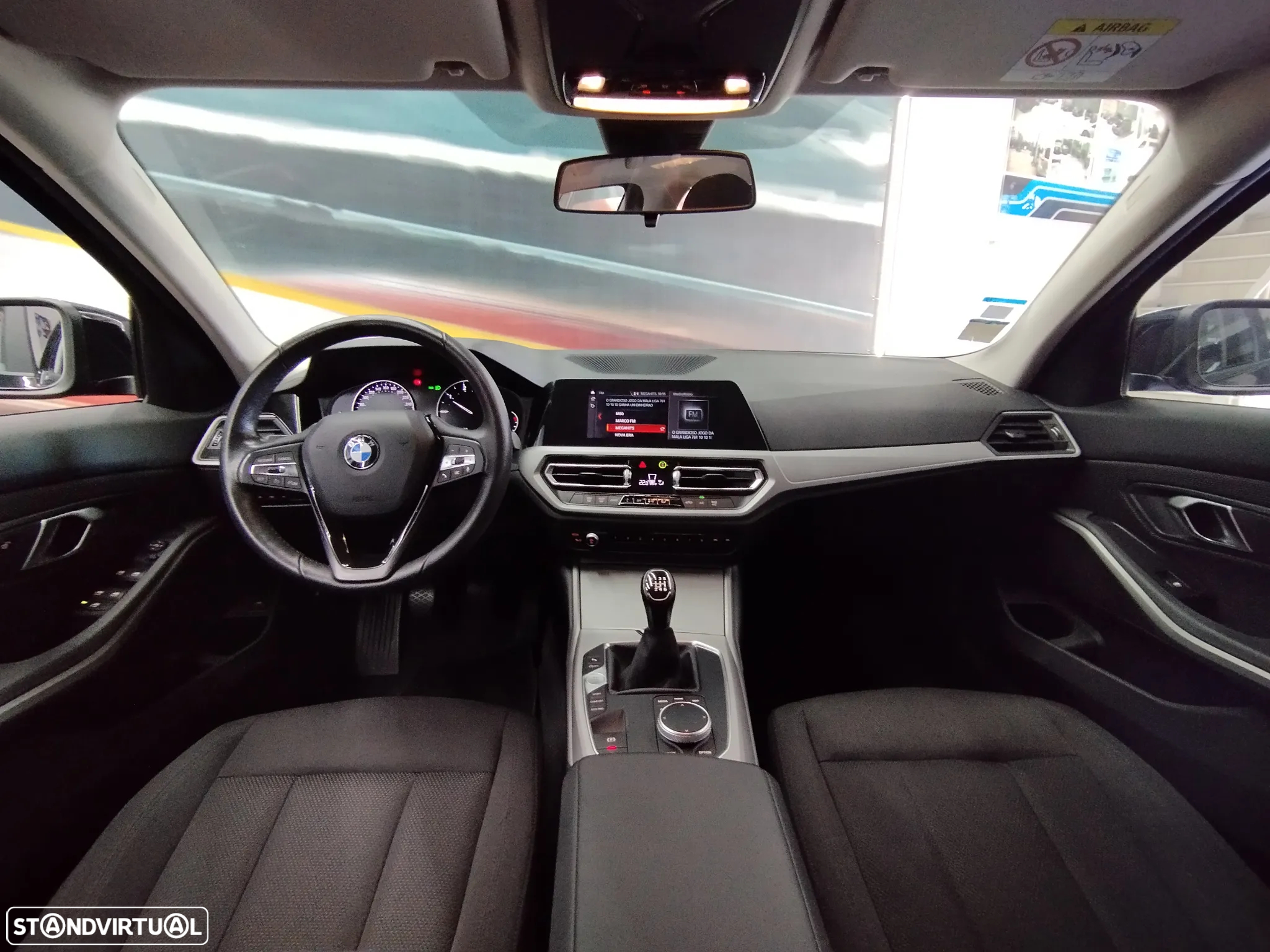 BMW 318 d Touring - 18