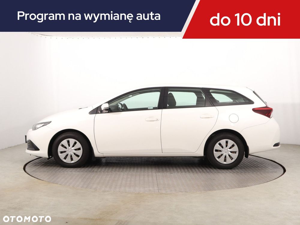 Toyota Auris - 4
