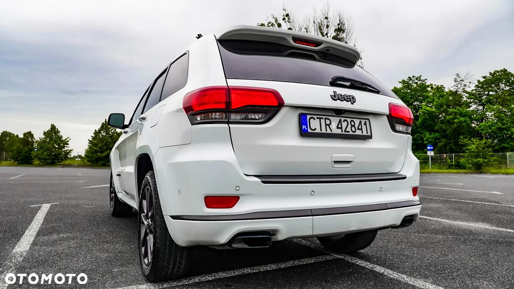 Jeep Grand Cherokee - 10