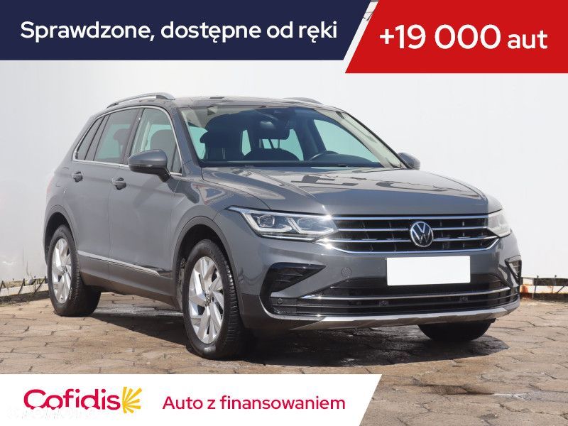 Volkswagen Tiguan - 2
