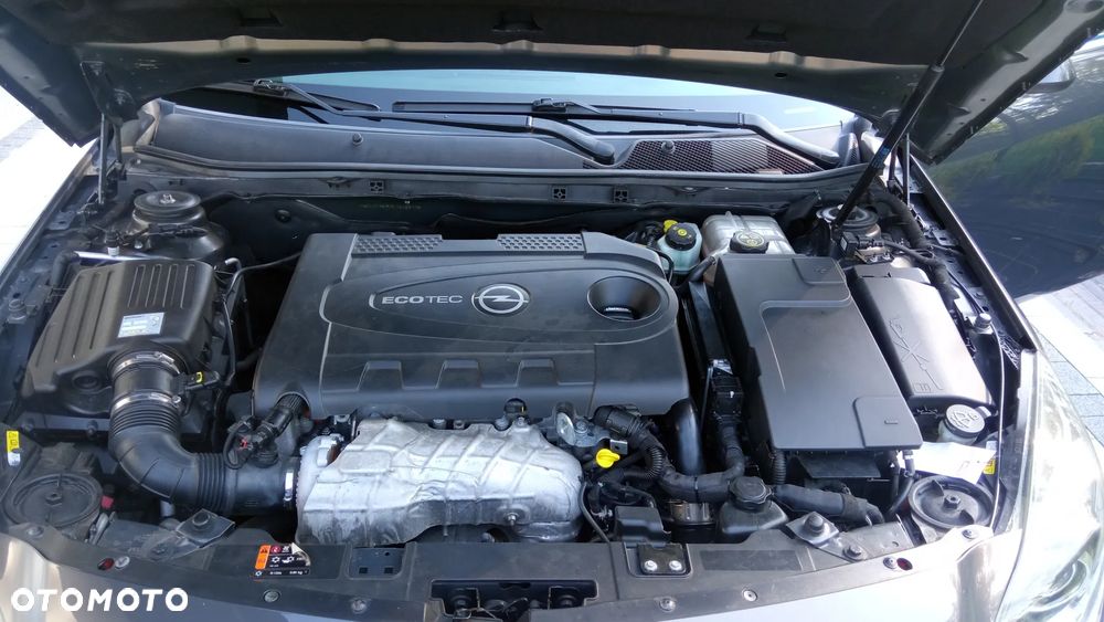Opel Insignia - 25
