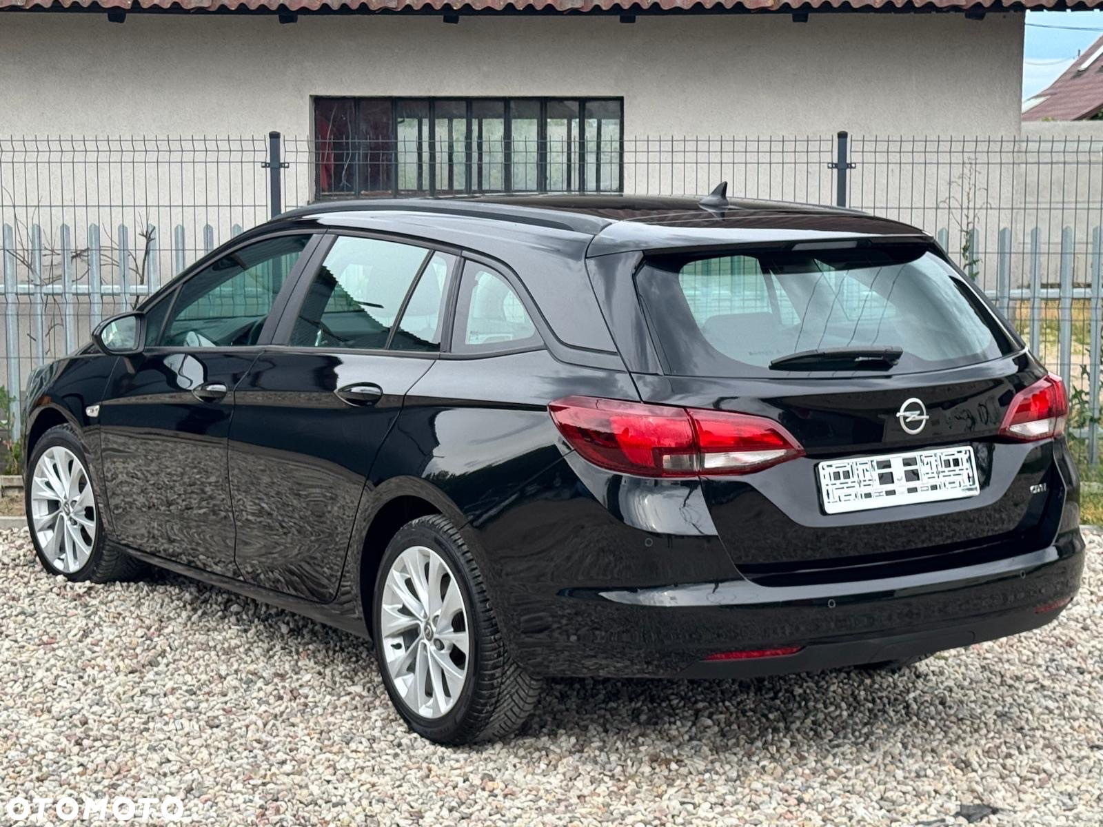 Opel Astra 1.6 D (CDTI) Start/Stop Sports Tourer Edition - 17