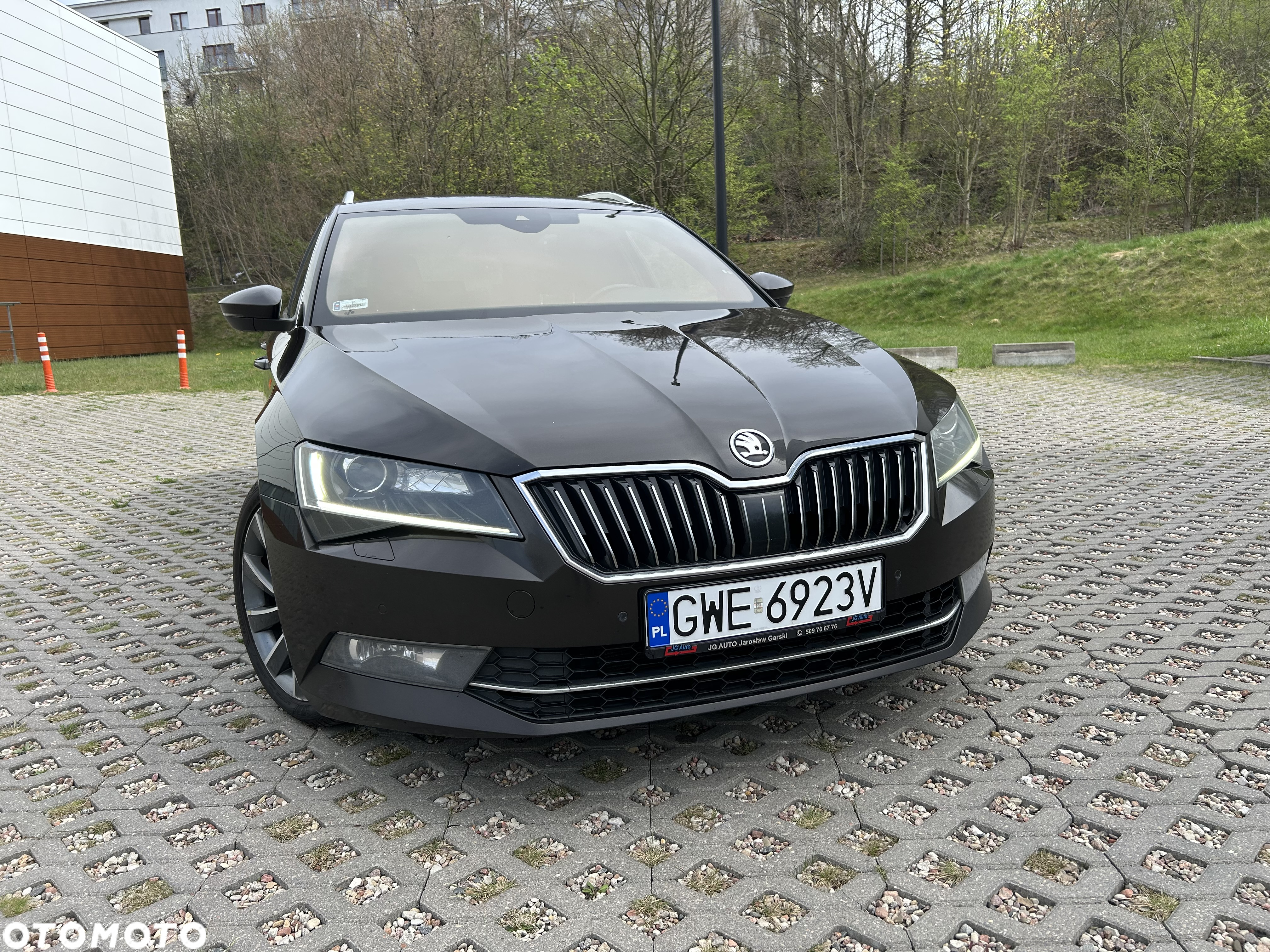 Skoda Superb 2.0 TSI 4x4 L&K DSG - 6