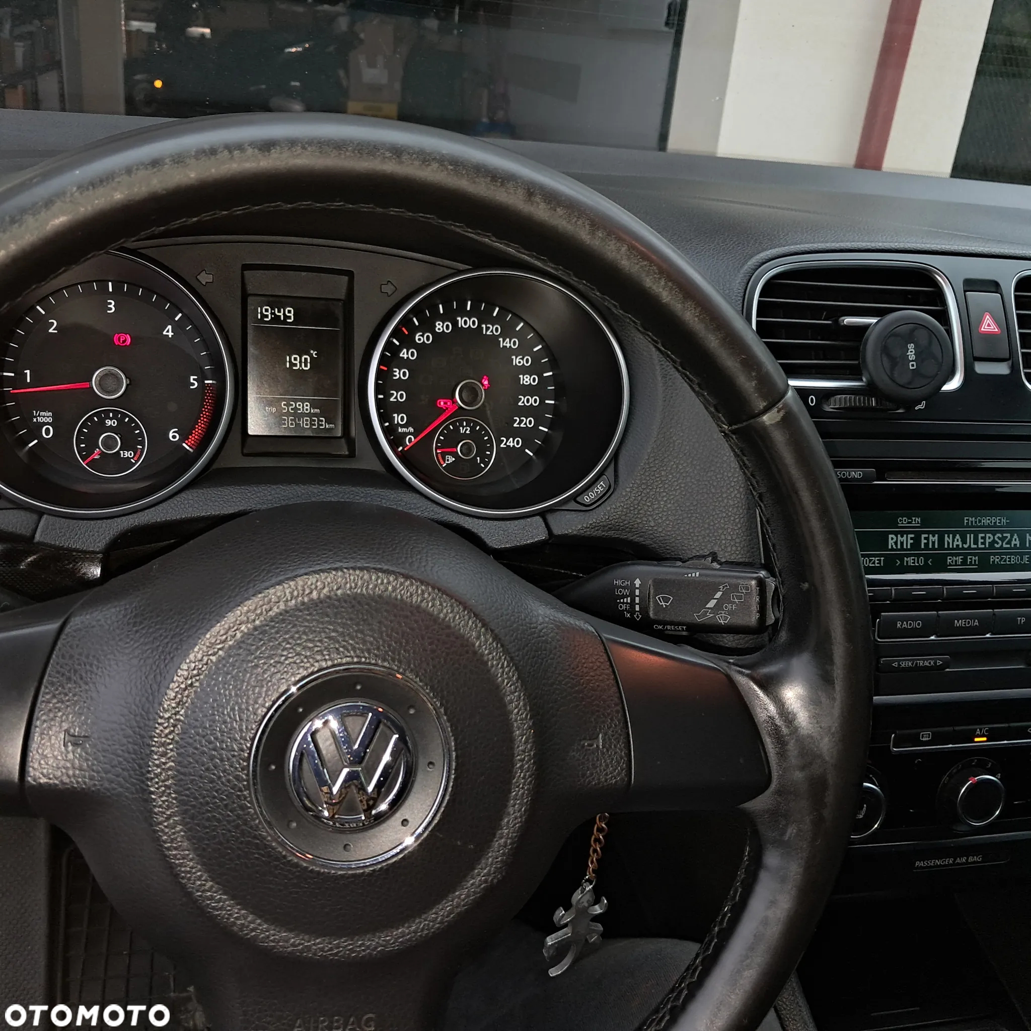 Volkswagen Golf VI 1.6 TDI Comfortline - 8