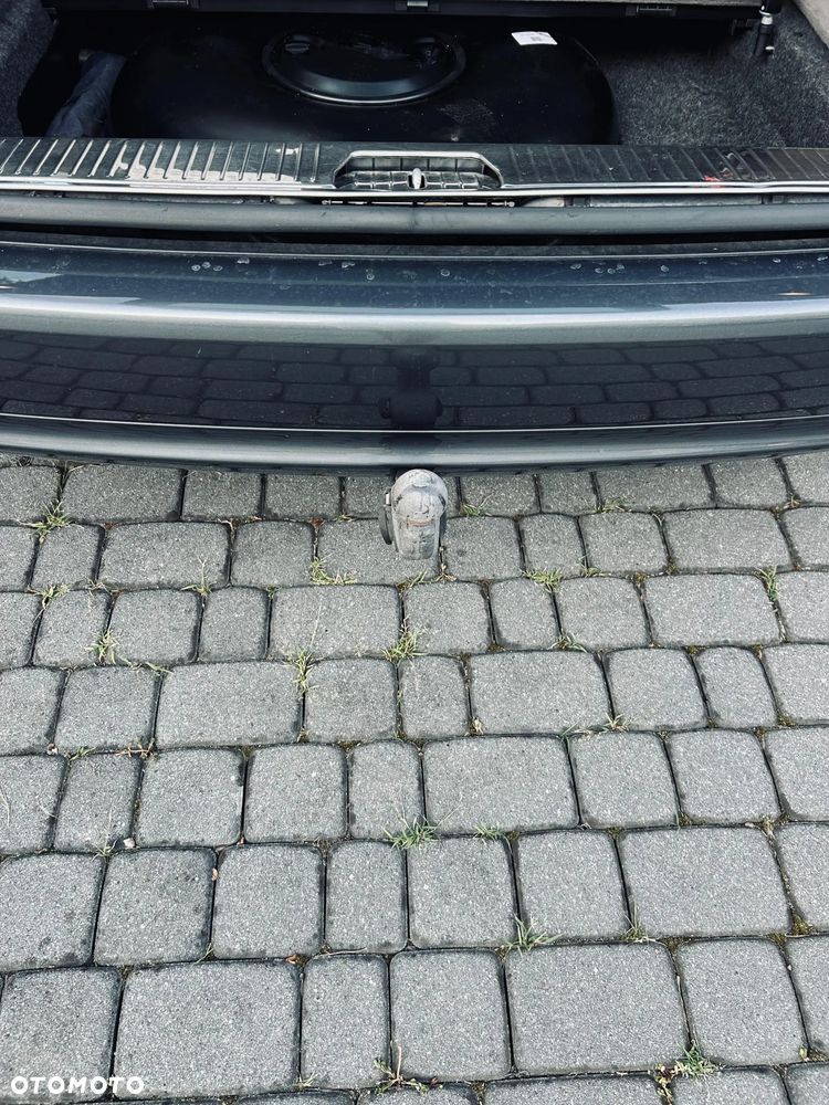 Mercedes-Benz Klasa E - 19