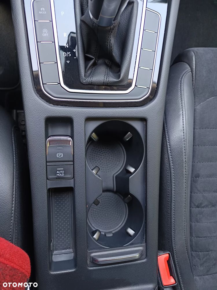 Volkswagen Passat 1.8 TSI BMT Comfortline DSG - 37