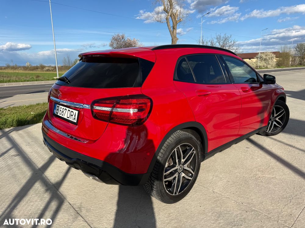 Mercedes-Benz GLA 200 d 4MATIC Aut. - 3