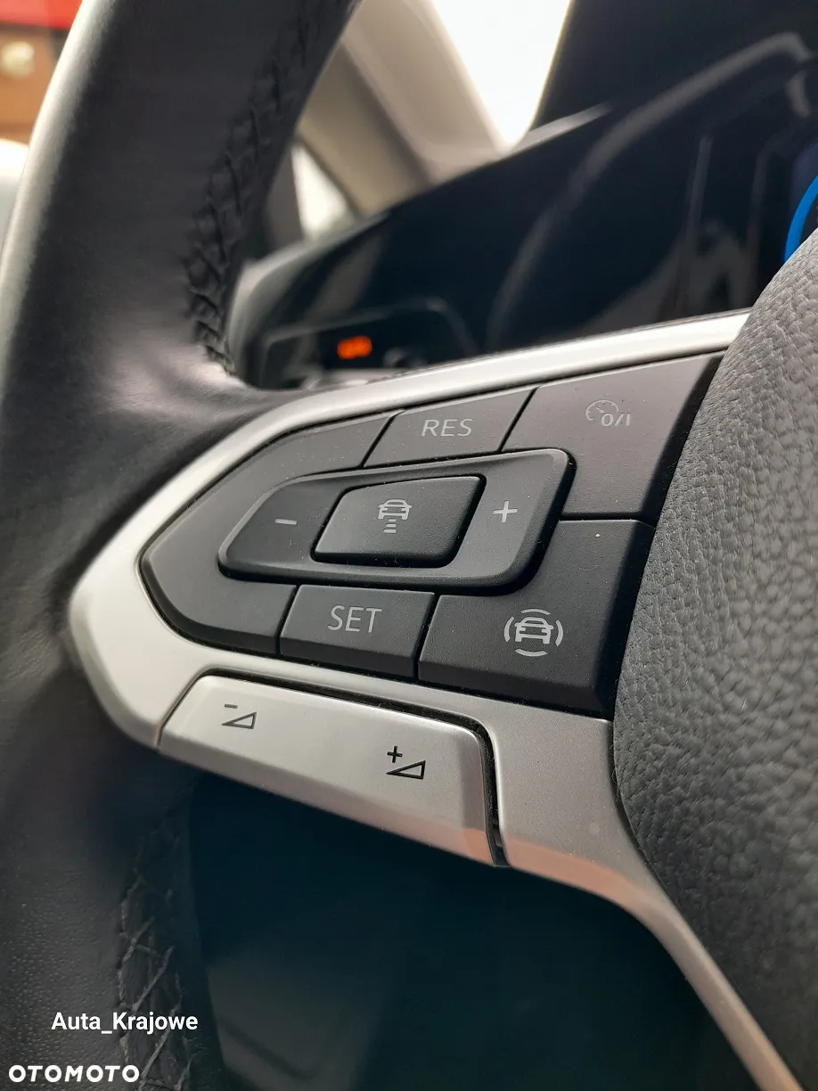 Volkswagen Golf VIII 1.5 TSI EVO Life - 29
