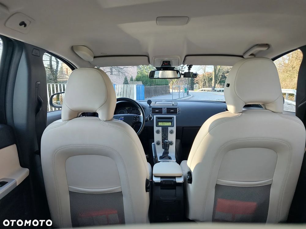 Volvo V50 DPF DRIVe Momentum - 16
