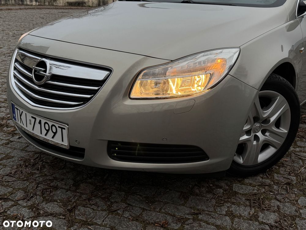 Opel Insignia 1.6 Design Edition - 21