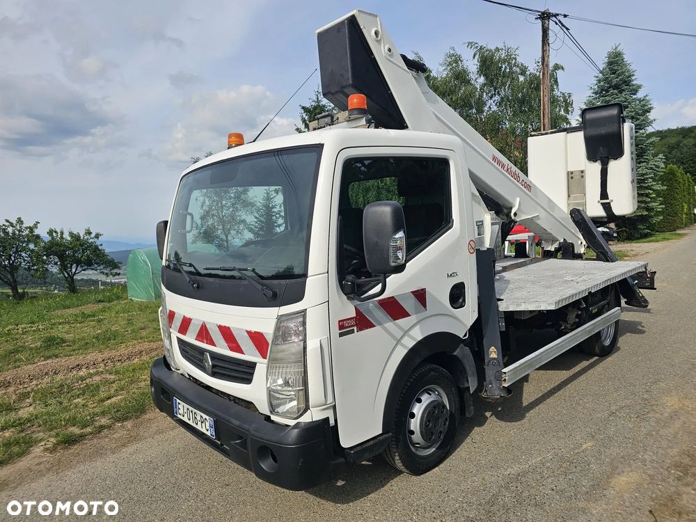 Renault Maxity 120.35 - 2