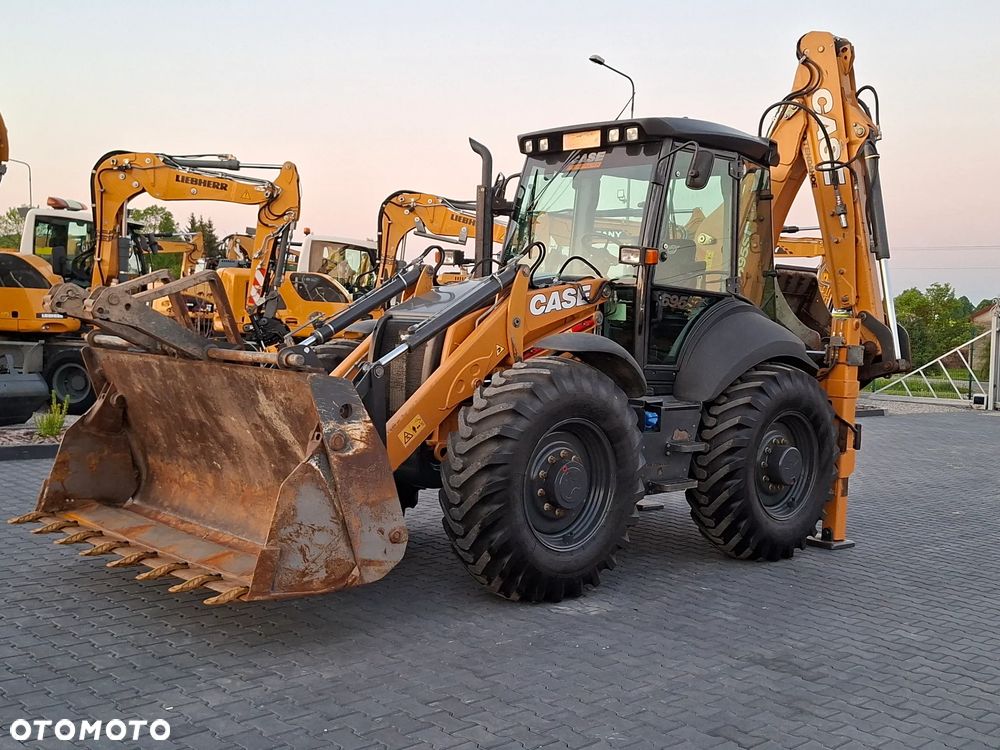 Case 695ST / Rok 2019 / Joystick / Koparko Ładowarka / - 1