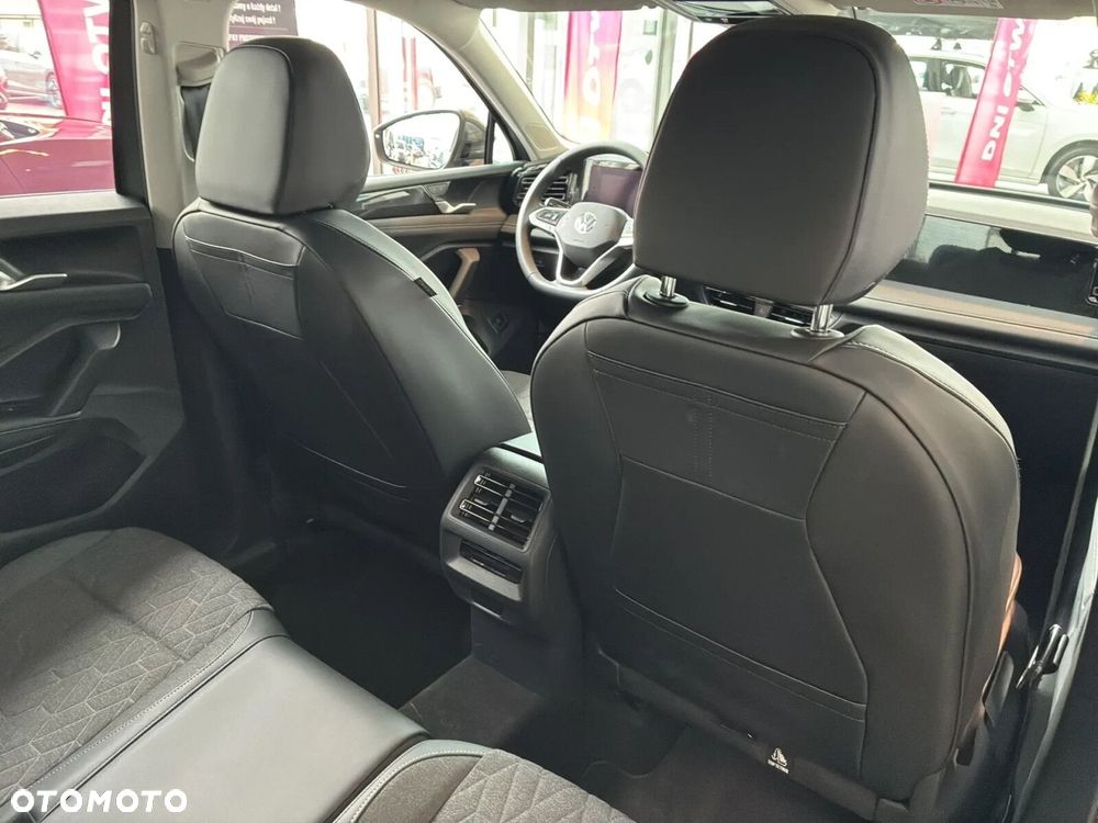 Volkswagen Tiguan - 29