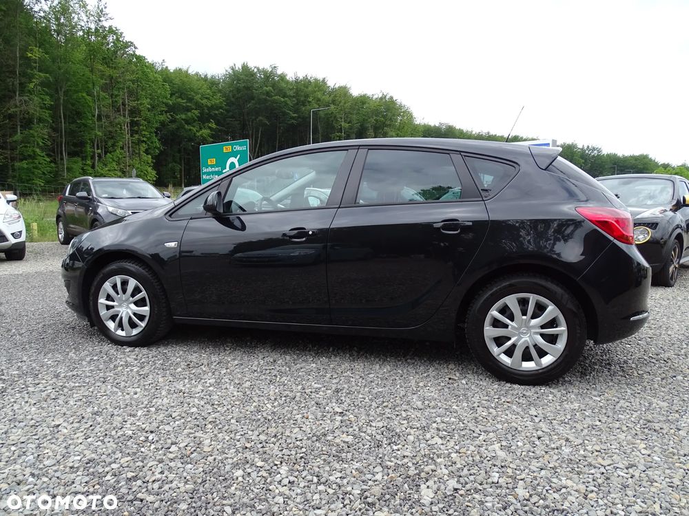 Opel Astra - 4