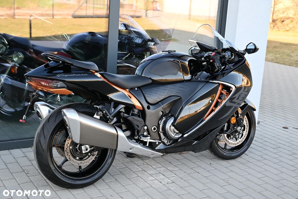 Suzuki GSX-R - 40