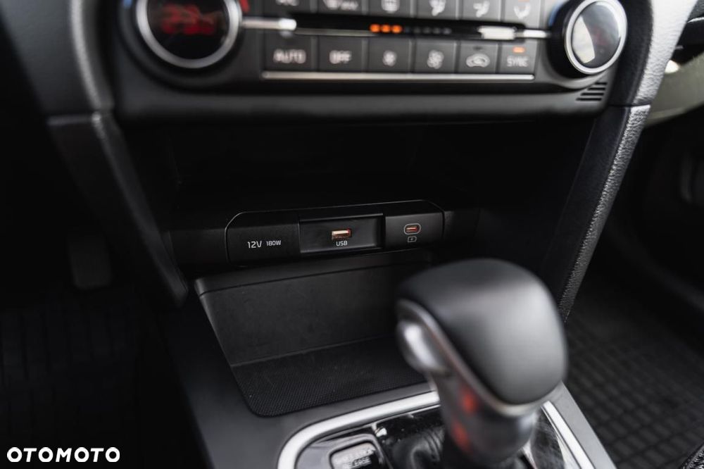 Kia XCeed - 20