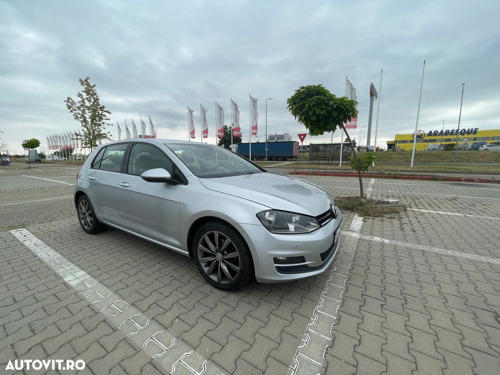 Volkswagen Golf 1.6 TDI DPF BlueMotion Technology Comfortline - 1