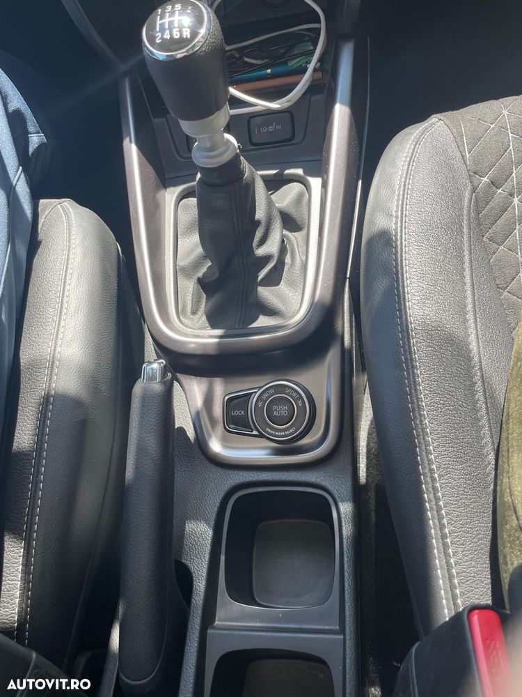 Suzuki Vitara - 12