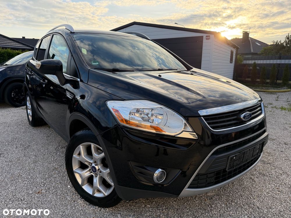 Ford Kuga 2.0 TDCi 2x4 Titanium - 26