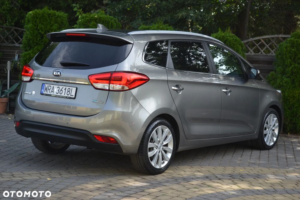 Kia Carens 1.7 CRDi Business Line 7os 7DCT - 16