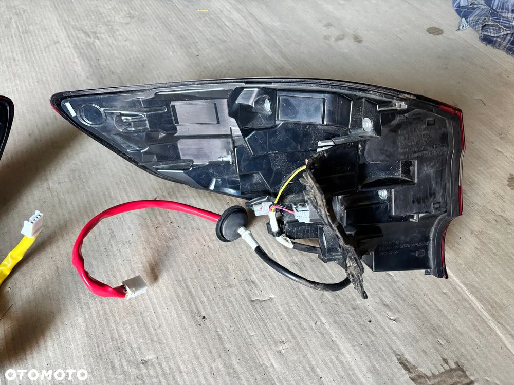Lampa tylna prawa lewa Toyota Corolla e21 LIFT 2023 - 5