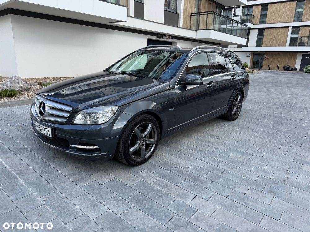 Mercedes-Benz Klasa C 200 CGI Automatik BlueEFFICIENCY Avantgarde - 1