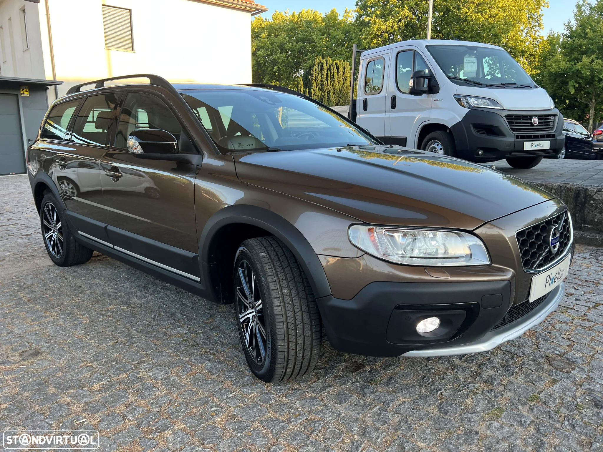 Volvo XC 70 2.0 D4 Summum Dynamic Geartronic - 3