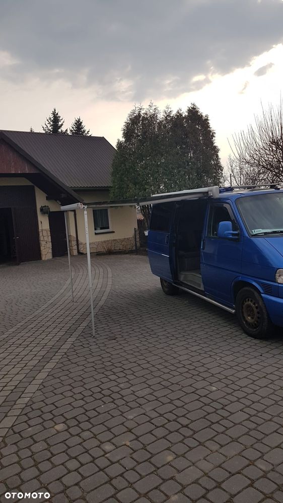 Volkswagen Multivan - 5