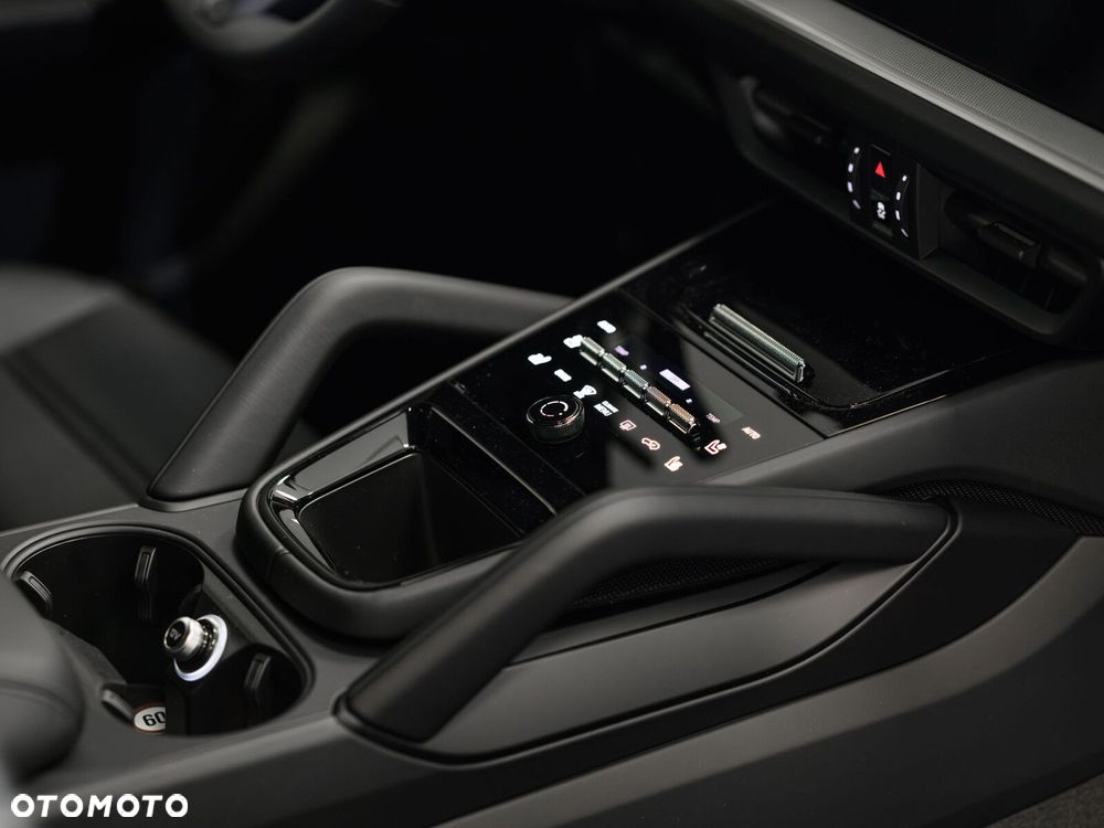 Porsche Cayenne - 5