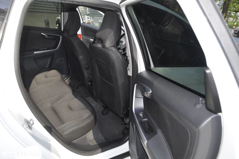 Volvo XC 60 D4 Drive-E Summum - 13