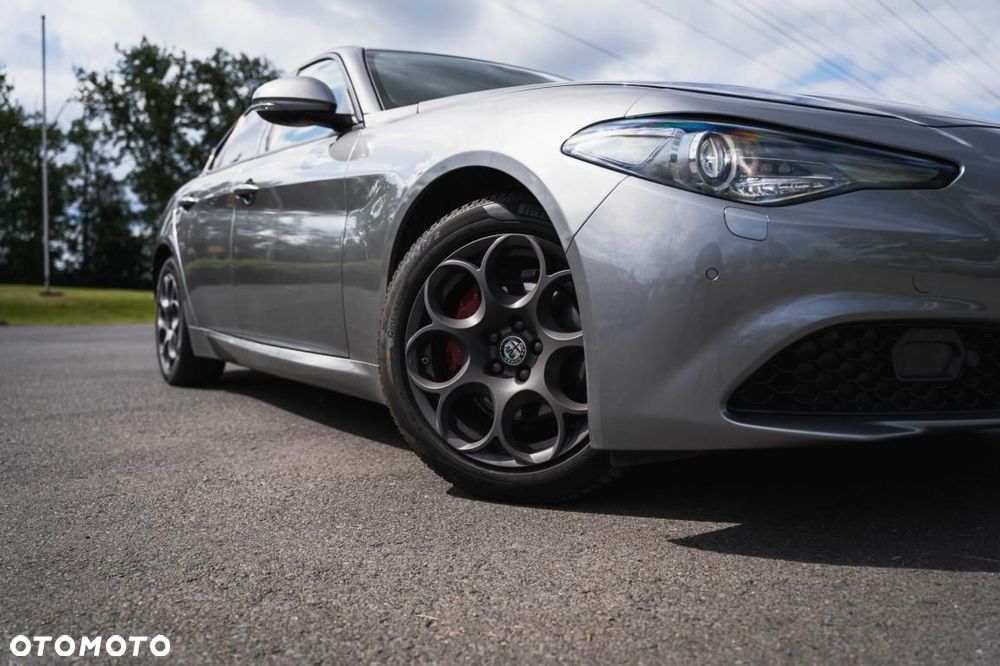 Alfa Romeo Giulia - 11