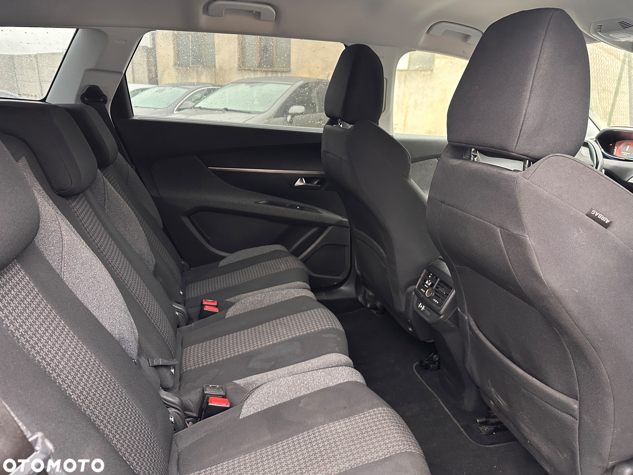 Peugeot 5008 1.5 BlueHDi Active Pack S&S EAT8 - 26
