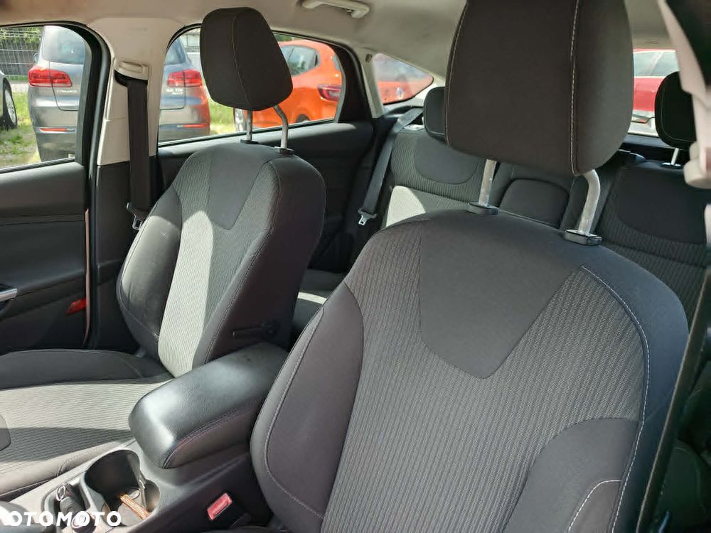 Ford Focus 1.6 TDCi DPF Start-Stopp-System Trend - 13