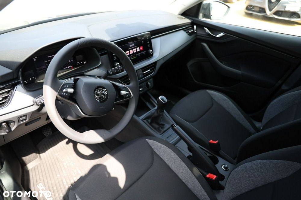 Skoda Scala 1.0 TSI Essence - 11