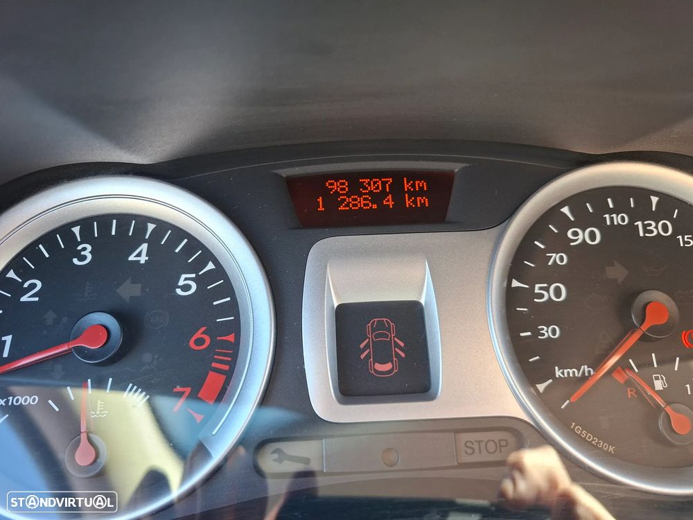 Renault Clio 1.2 16V Dynamique S - 6